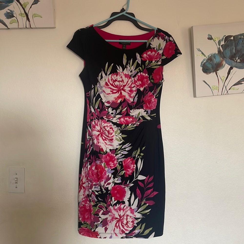Connected apparel floral dress